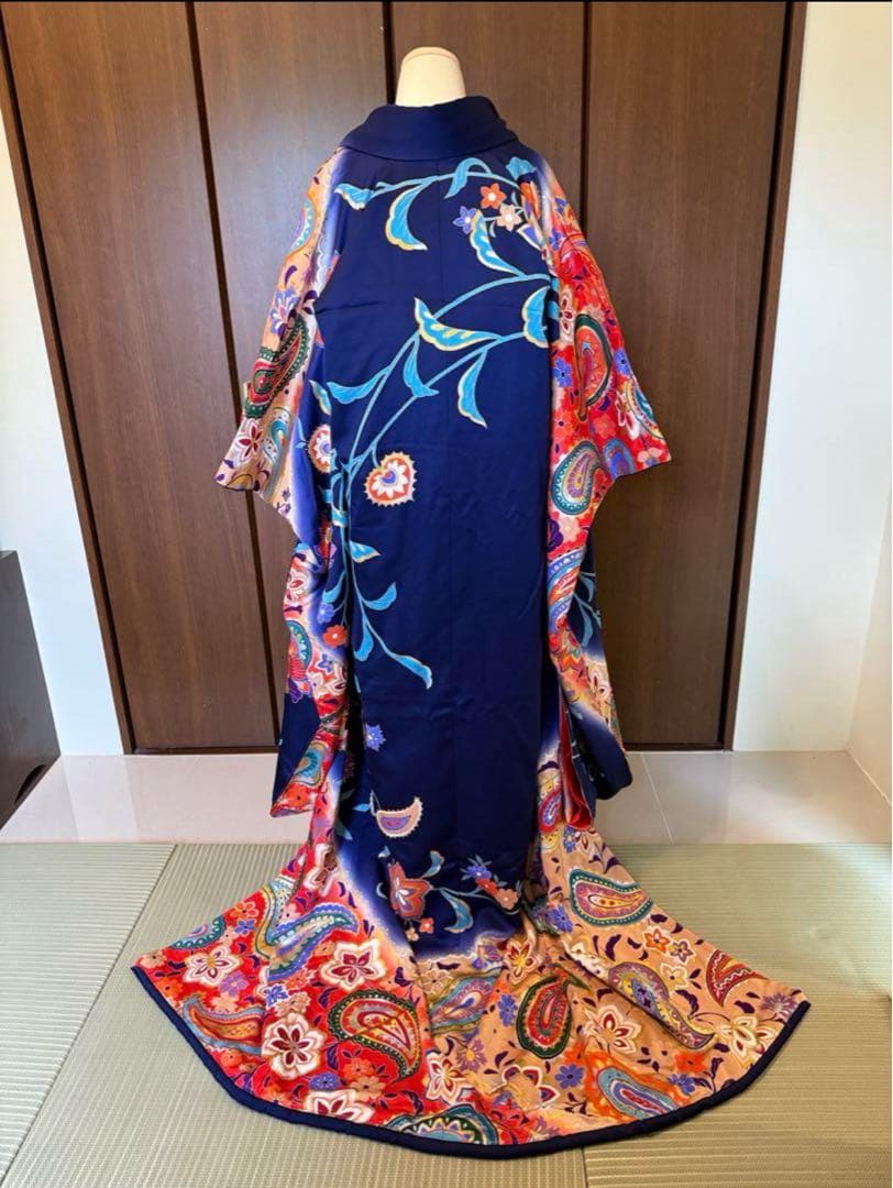 【華やかな色打掛と赤掛下の豪華２点セット】