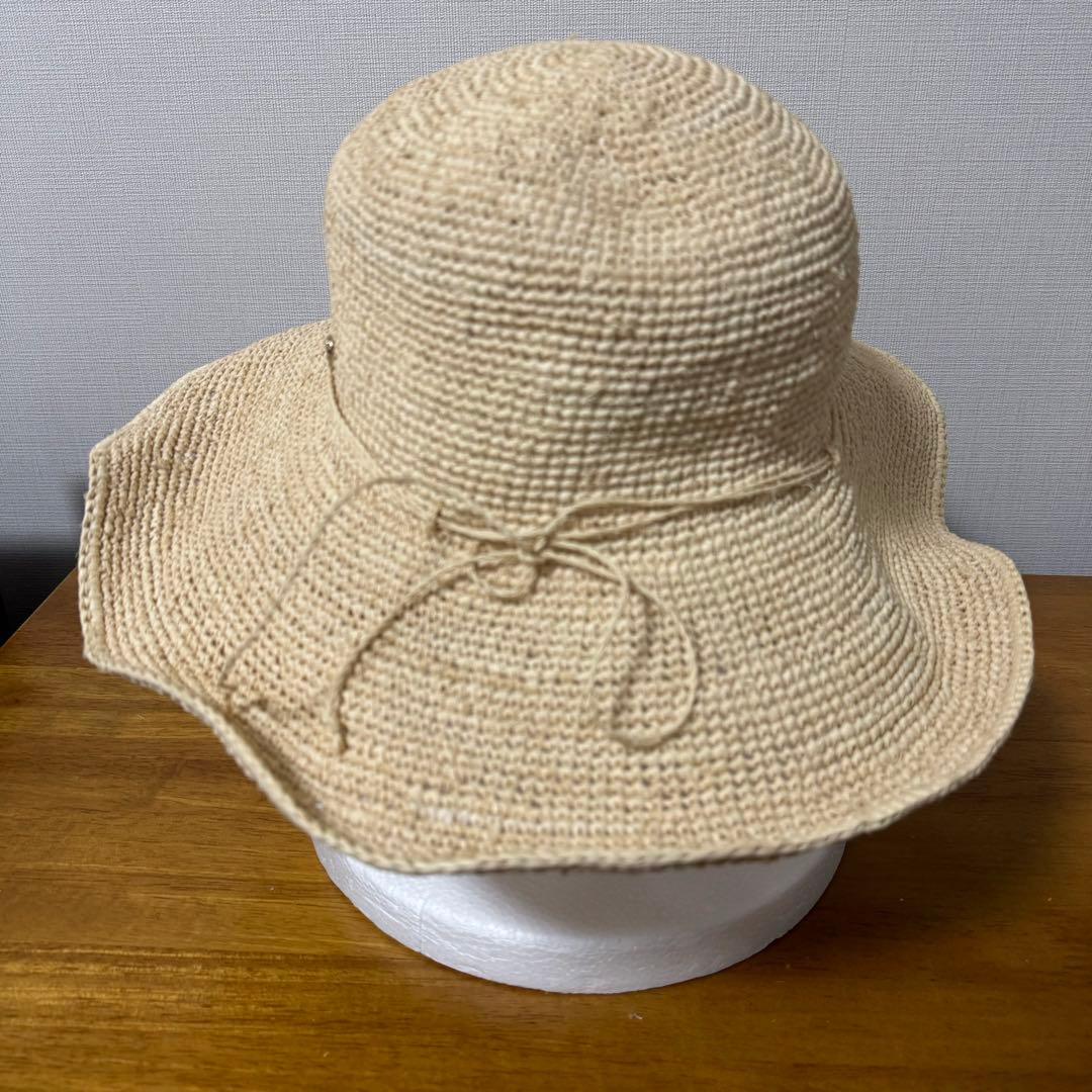 ヘレンカミンスキー　麦わら帽子　つば広め　ラフィア　ラフィアハット　帽子