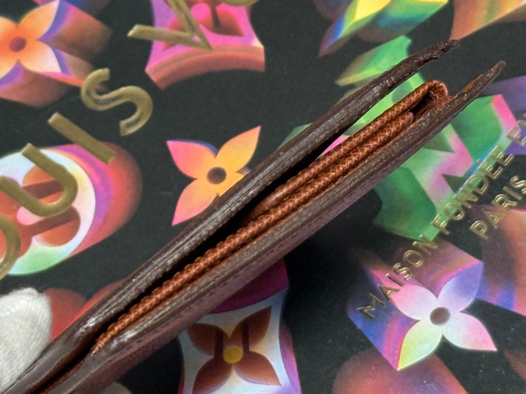 未使用！ヴィンテージ　ルイヴィトン　小銭入れ付き二つ折り財布