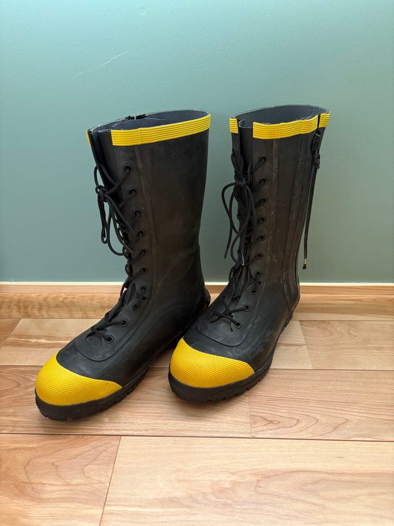 防水ブーツ　28センチ