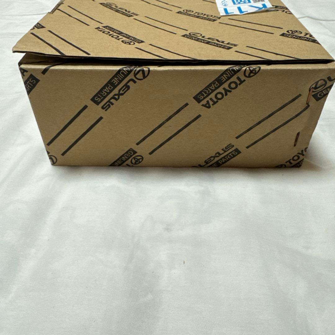 トヨタ　純正　プリウスα G's GR ステアリングスイッチ ブラック