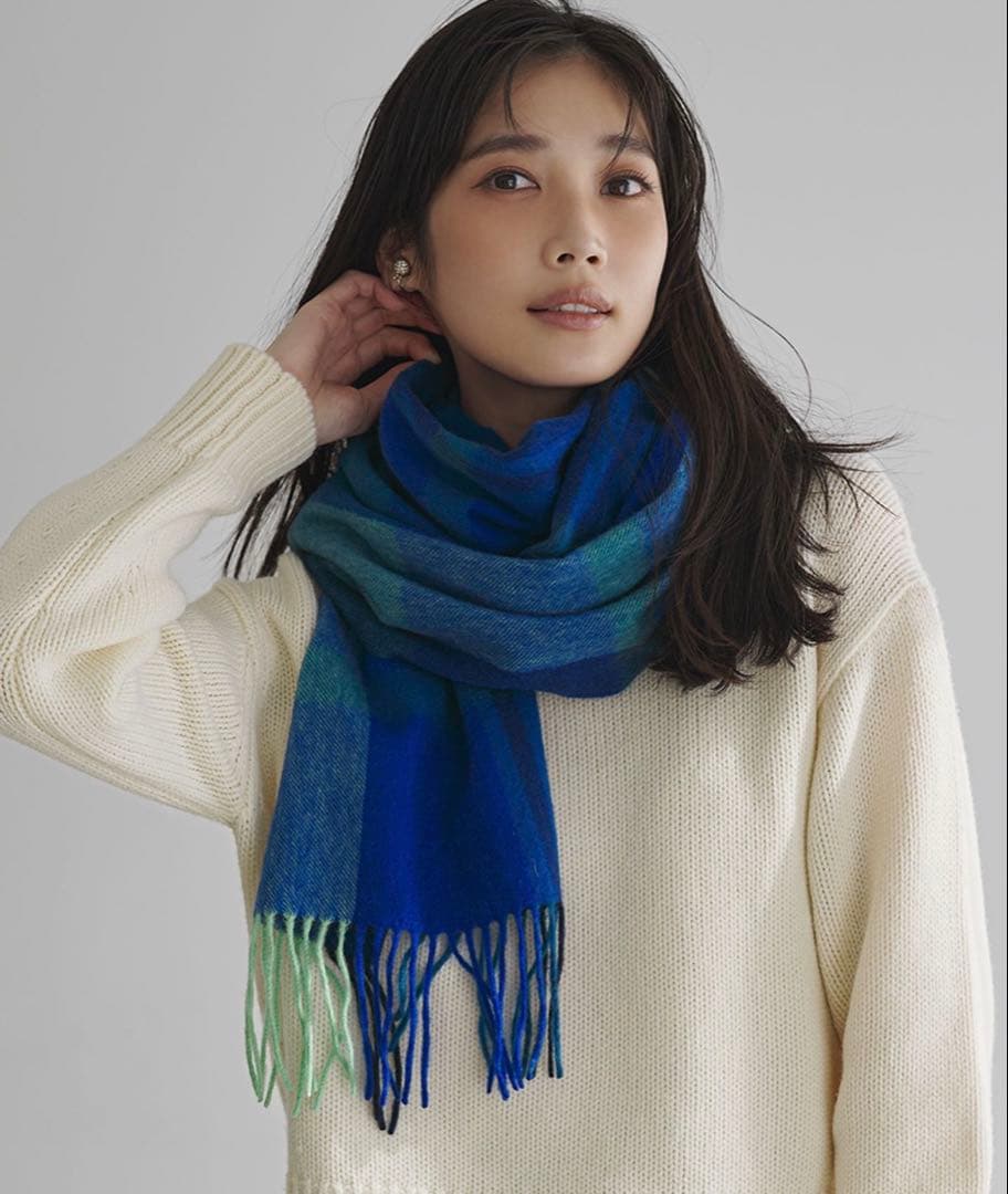 23区 カシミアチェックマフラー