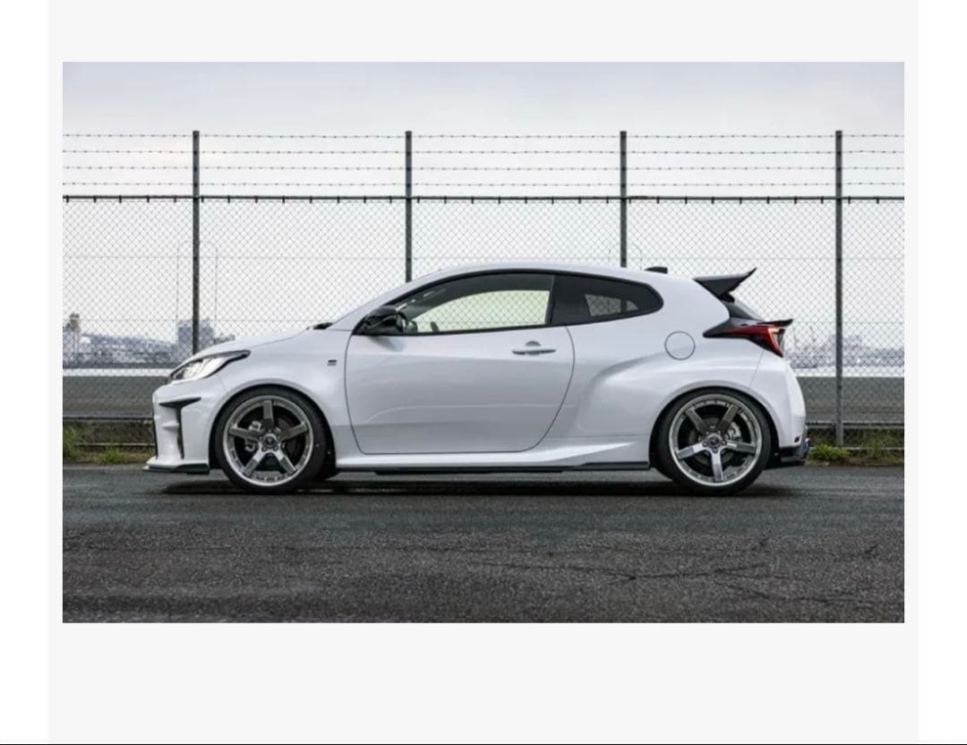 GRヤリス ルーフスポイラー KUHL ルーフエンドウィング