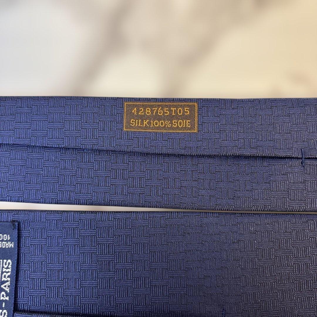 【日本限定品✨】HERMES ネクタイ　ブルー　青　ファソネ　招き猫　刺繍