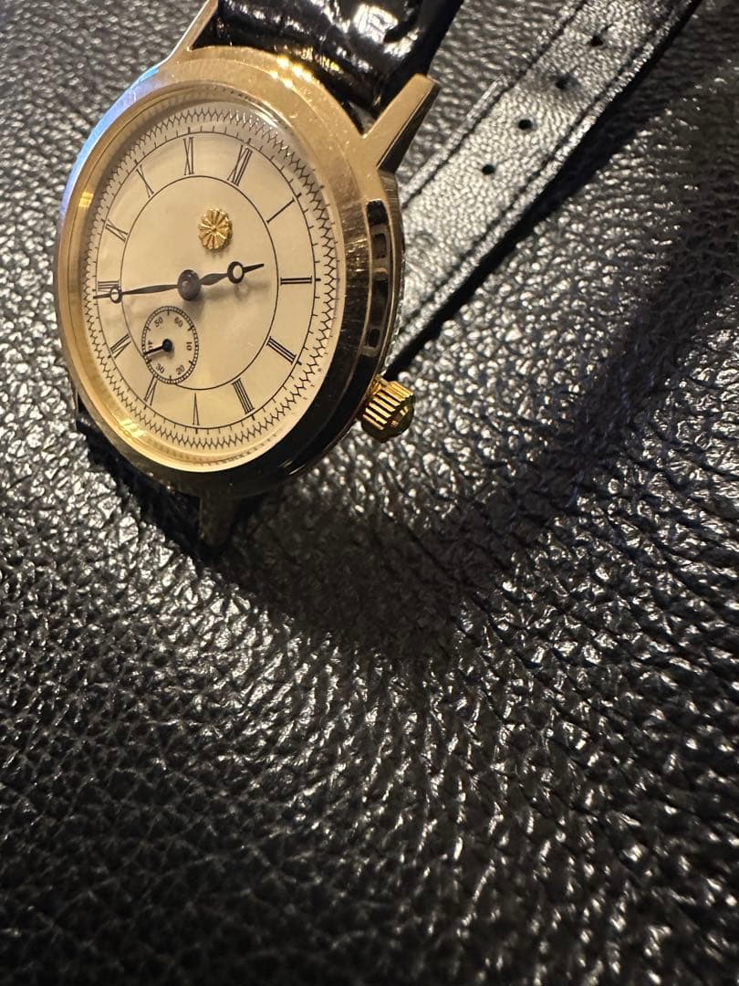 昭和天皇陛下御在位60周年記念時計　リューズダイヤ