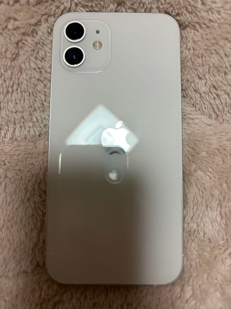 Apple iPhone 12 ホワイト 本体