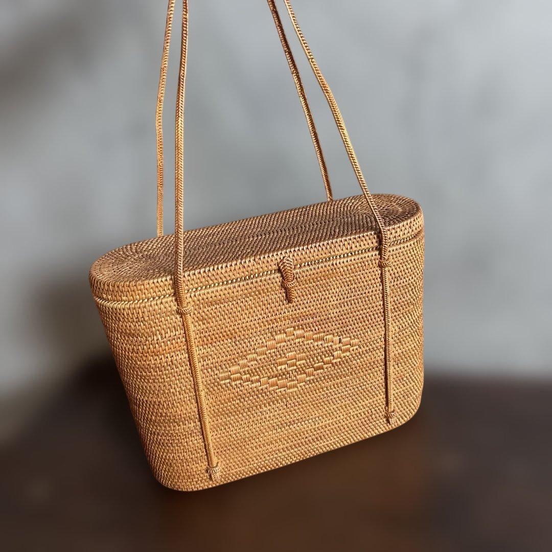 アタかごバッグ　ボックス型