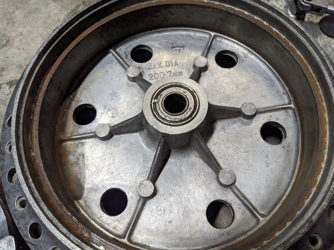 スズキ　GT750 GT550 ダブルパネル　ドラムブレーキ SR400