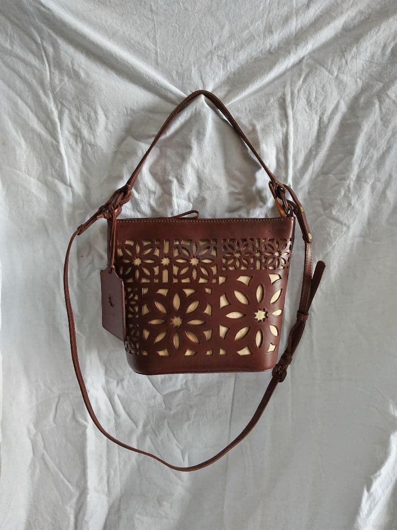 【genten】ブラウン カットワーク2waysバッグ 本革