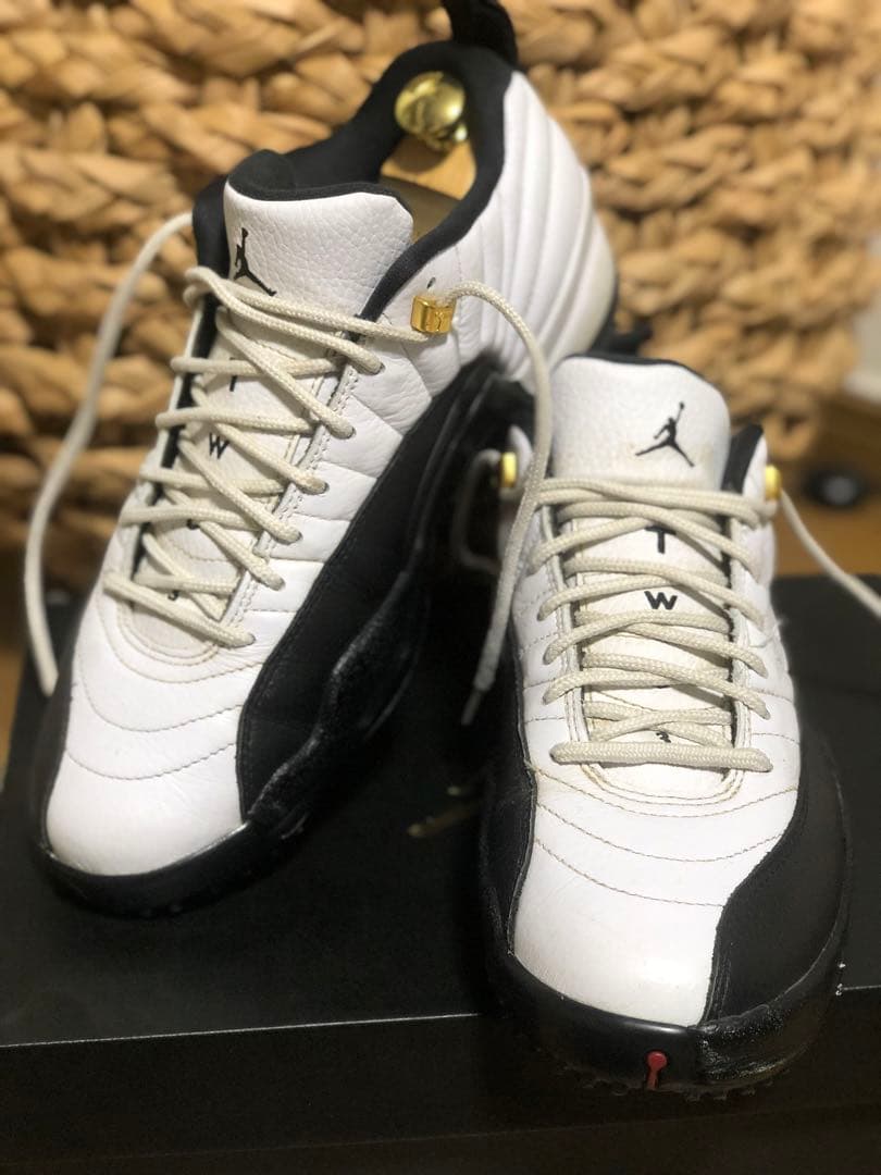 ナイキ エアジョーダン 12 ロー ゴルフ “タクシー”