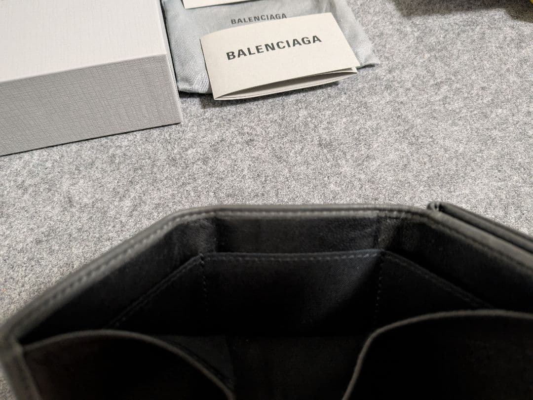 BALENCIAGA 三つ折り財布 グレー