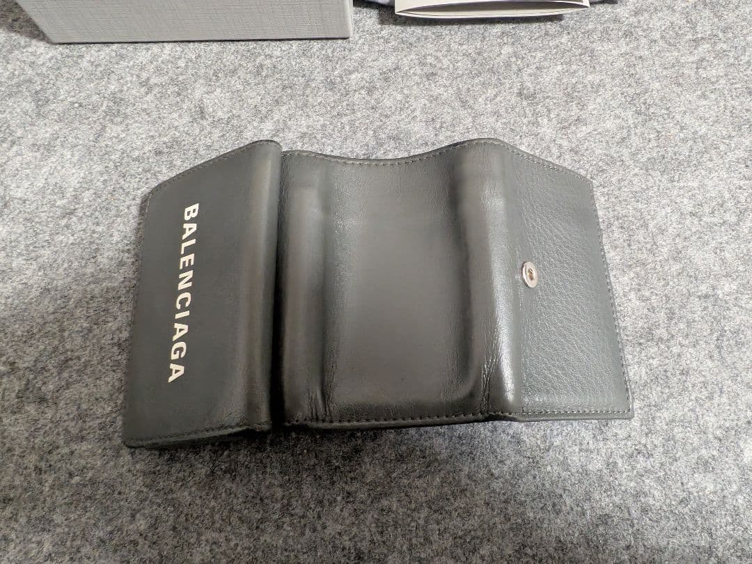 BALENCIAGA 三つ折り財布 グレー