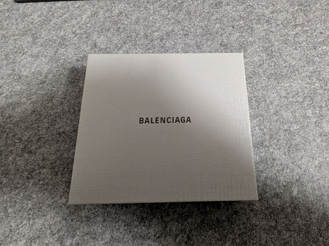 BALENCIAGA 三つ折り財布 グレー