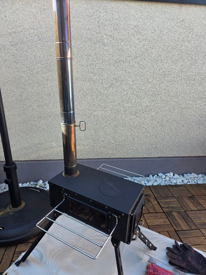 コンパクト薪ストーブ ブラック　HUNDRUP camping stove