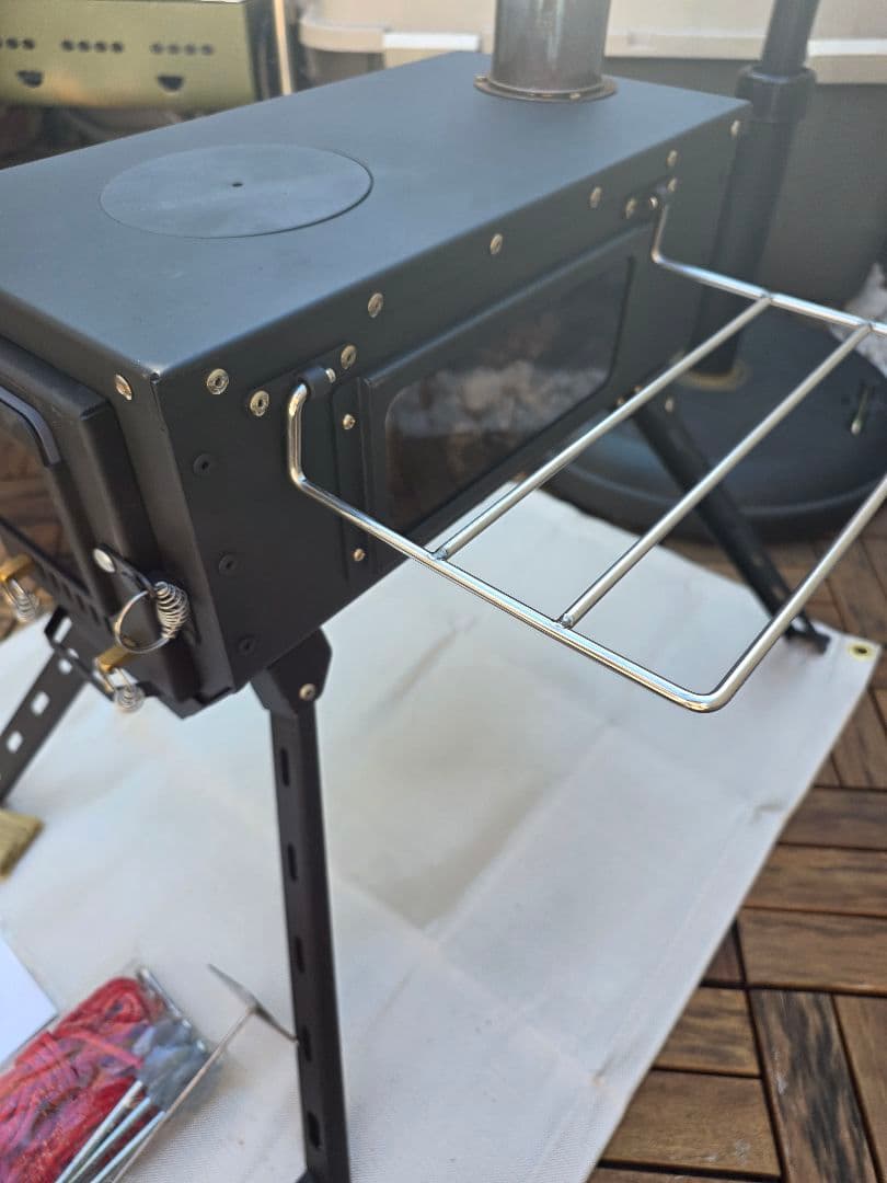 コンパクト薪ストーブ ブラック　HUNDRUP camping stove