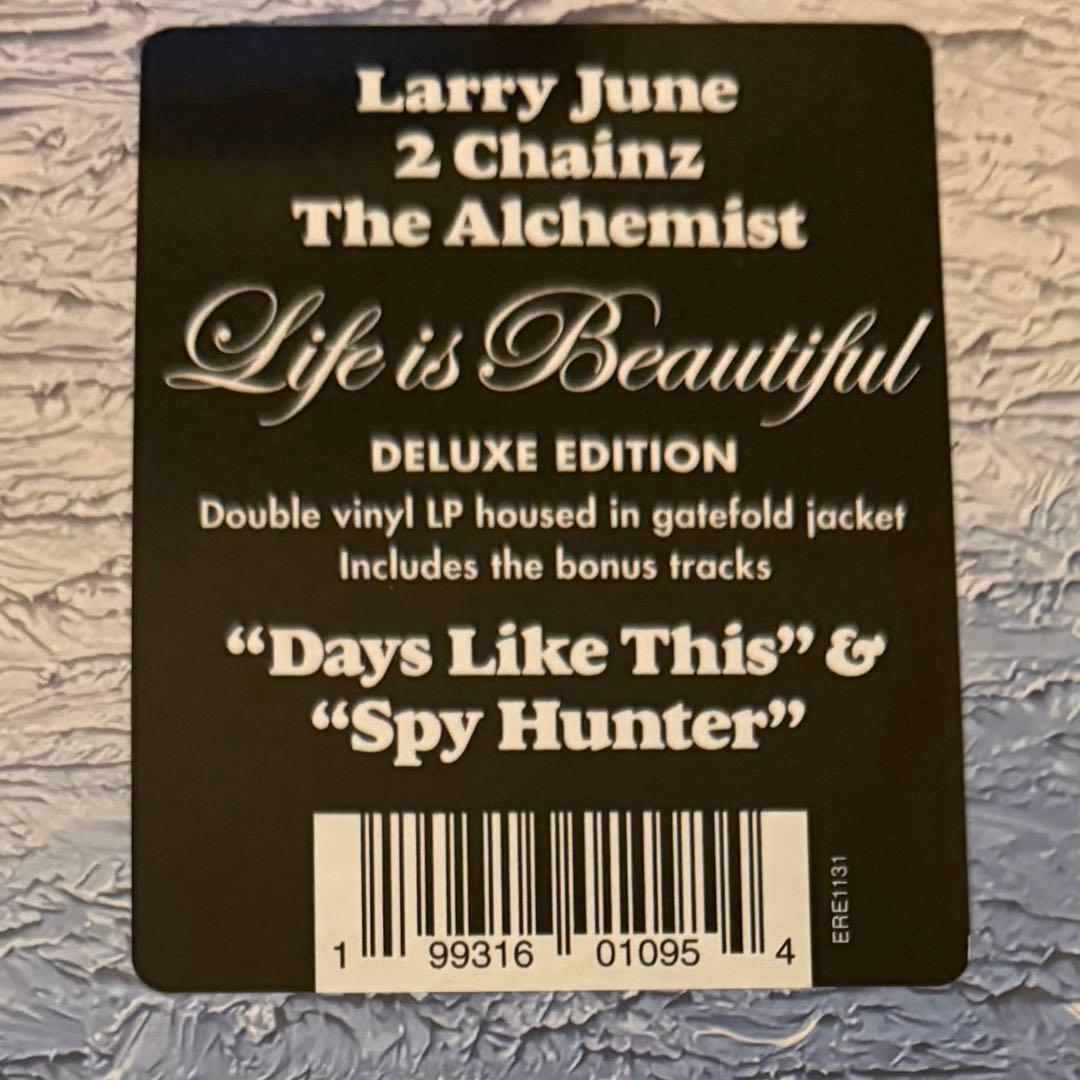 【シールド】Life Is Beautiful （Deluxe）