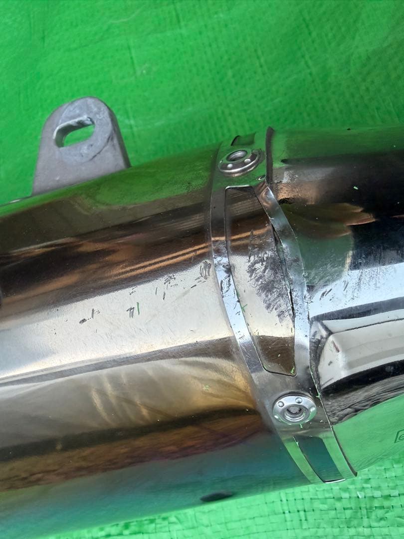 スズキ　GSR750 マフラー　ヨシムラ　スリップオン　R-11 サイクロン