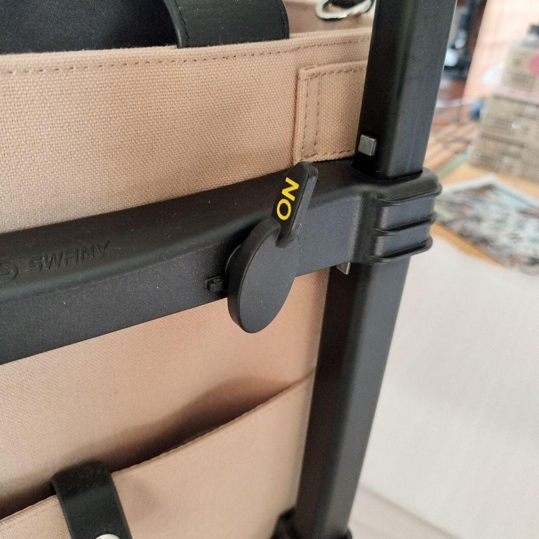 スワニーキャリーバックベージュ