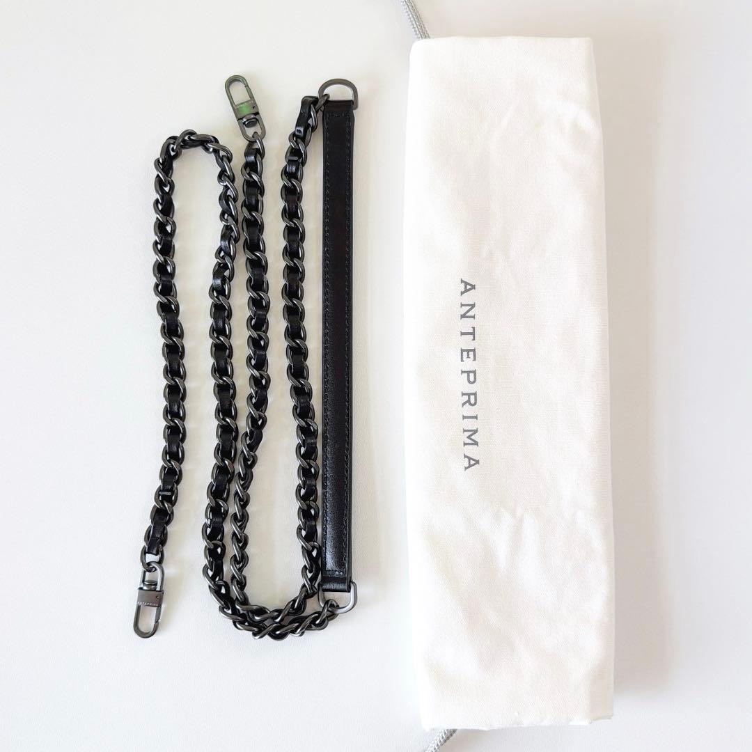 現行品　未使用アンテプリマ　ルッケット II ミディアム　横長　エナメルブラック