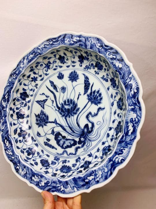 中国古董 北平 故宮保管委員會 重慶金陵 大明宣徳年製 青花染付 蓮文輪花鉢 箱