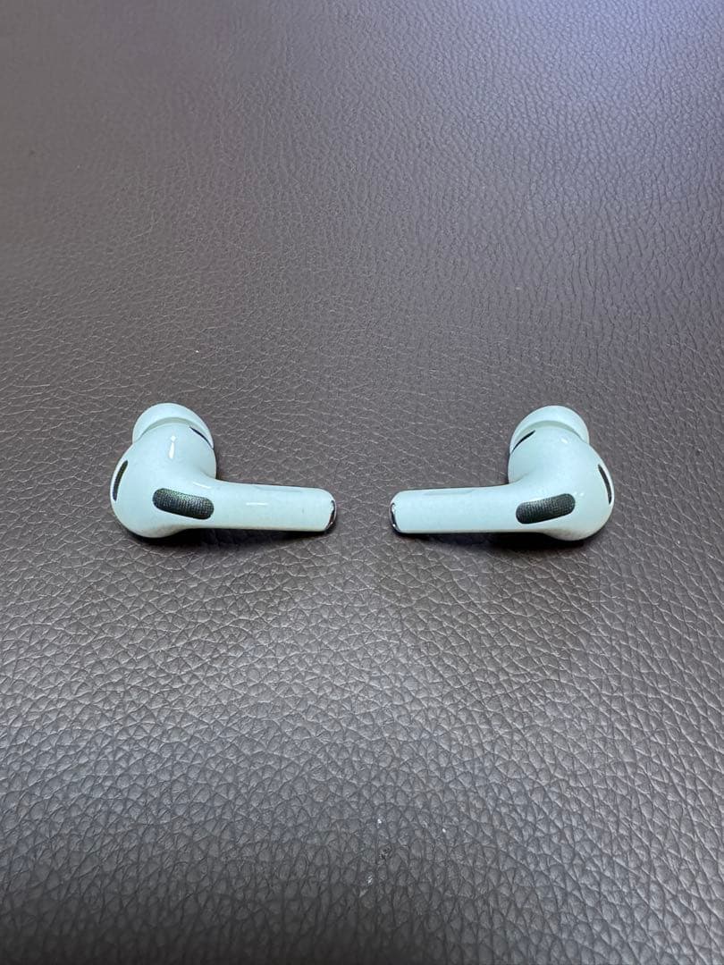 Apple AirPods Pro 3 本体 ケース付き