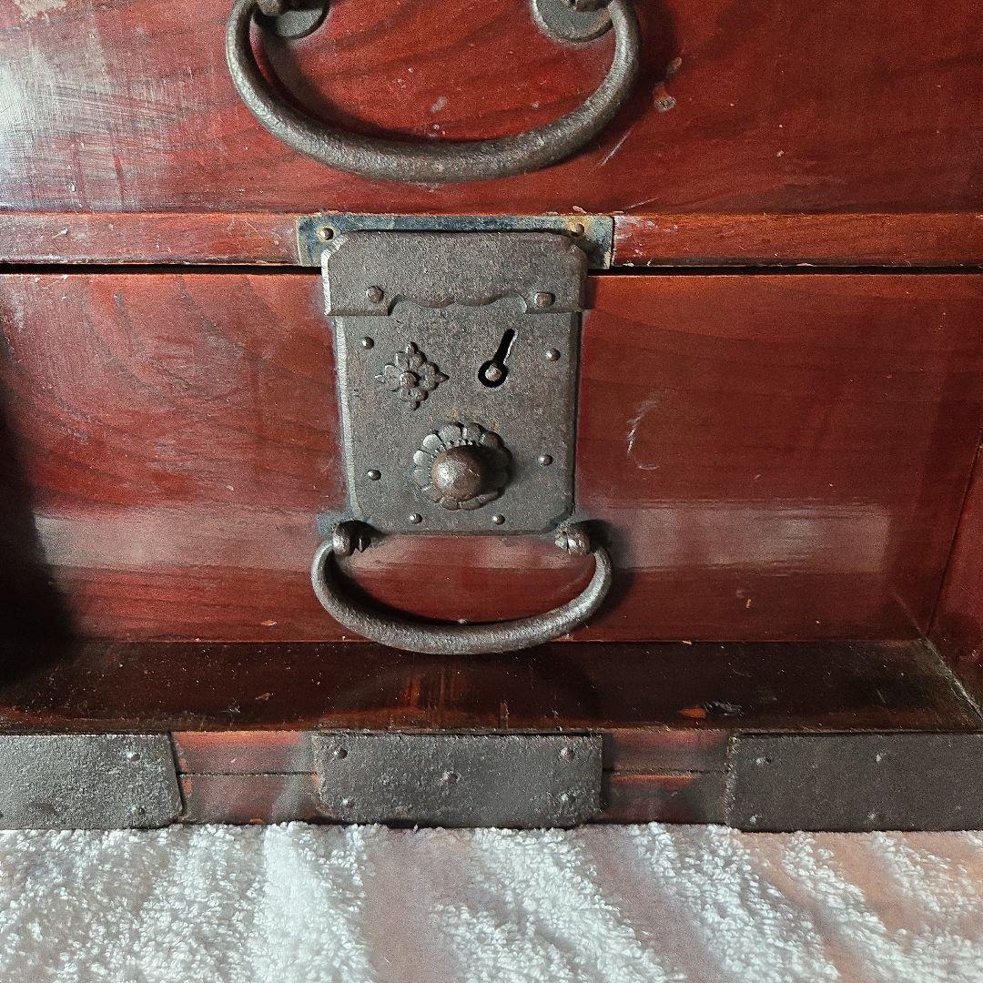 酒田地方　欅　船箪笥　鍵付　時代箪笥　古民具　銭函　銭箱　千両箱　舟箪笥　船金庫