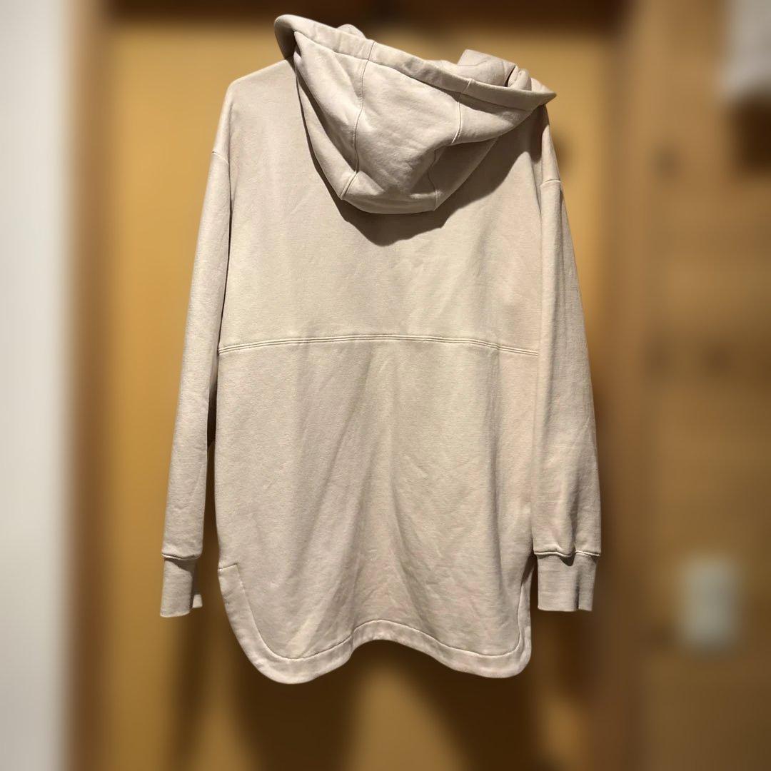 MaxMara フード付きベージュパーカー