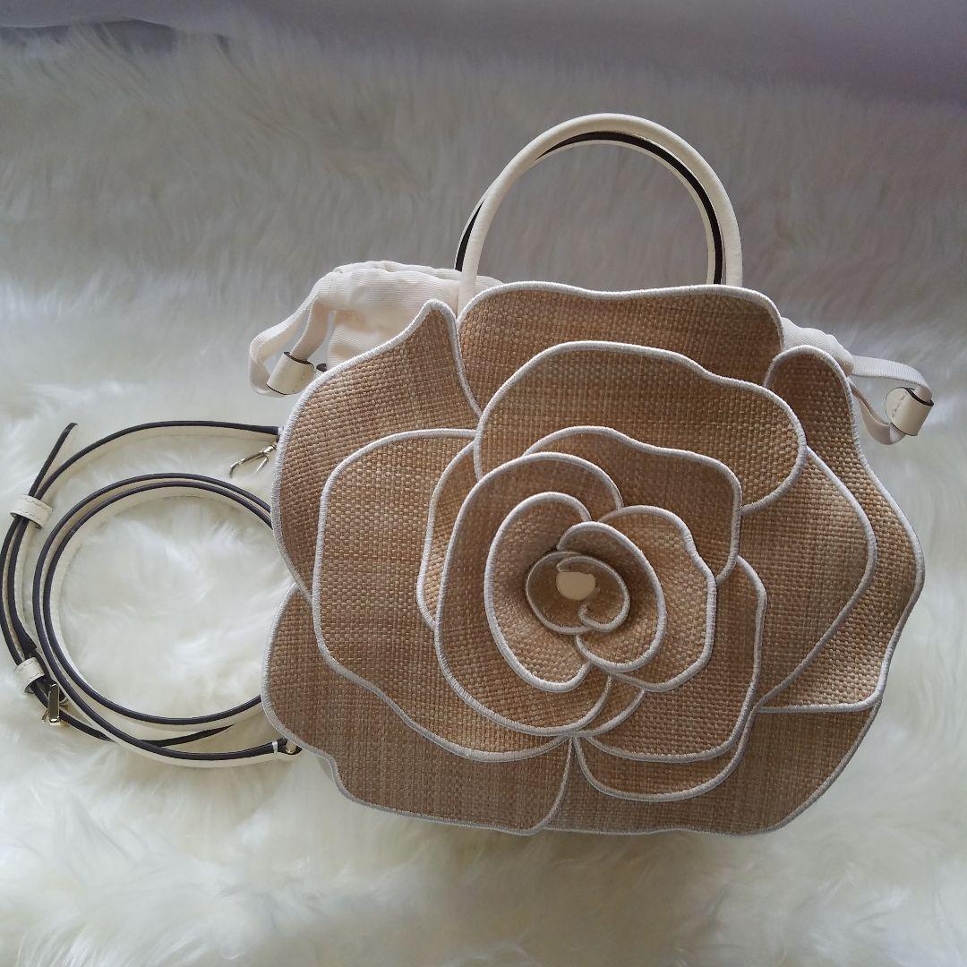 木・金限定価格 【新品 未使用】 Kate Spade ３D フラワー バッグ