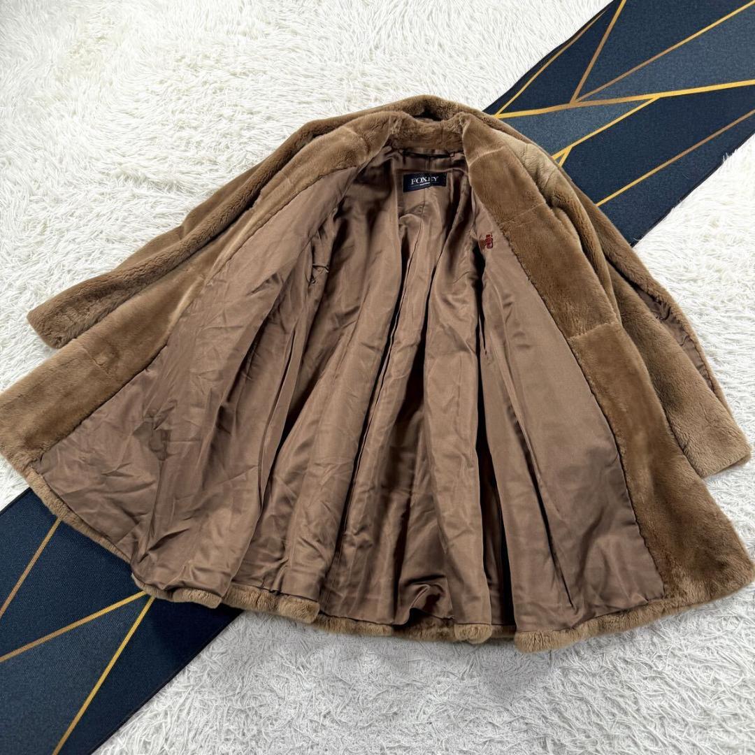 裾周り266㎝ FOXEY ヌートリア コート Aライン XL相当 なめし柔らか