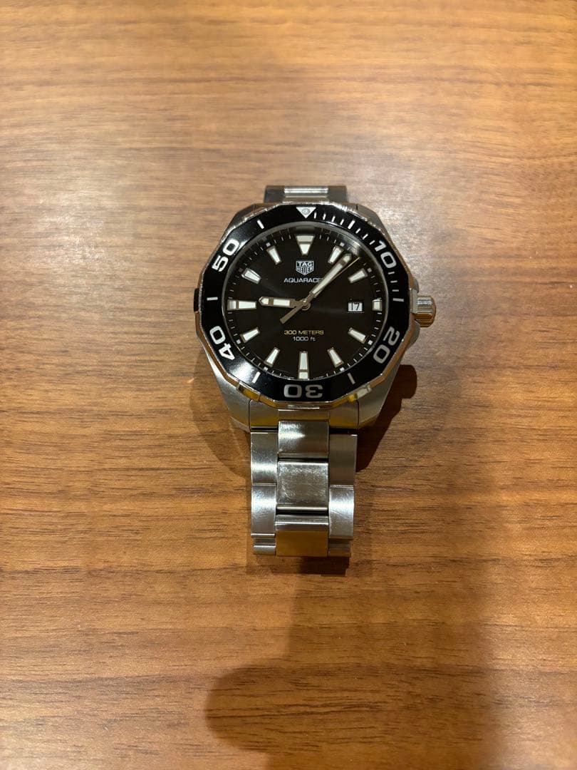 TAG HEUER タグホイヤー　アクアレーサー　黒文字盤　クォーツ
