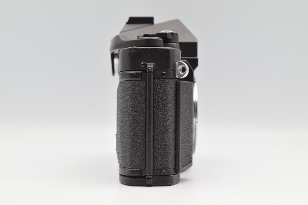 Canon New F-1 ボディ（フィルム一眼レフカメラ）#CB001