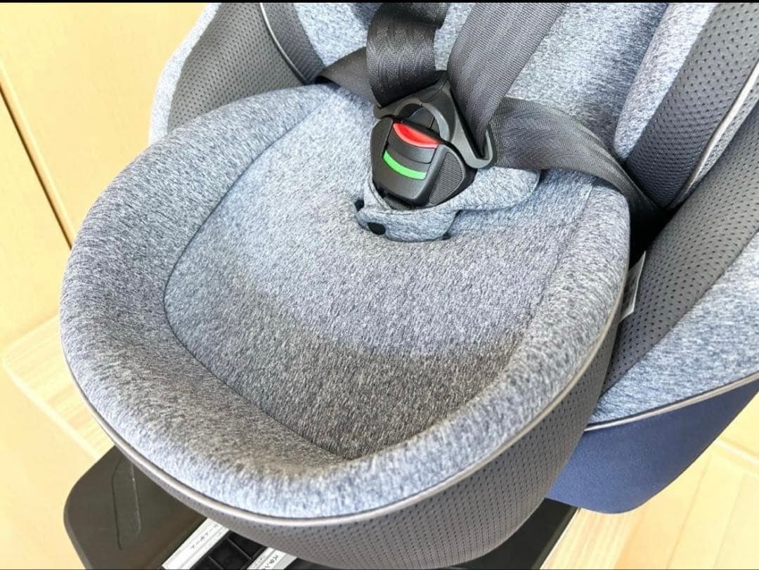Aprica クルリラプラス３６０°セーフティ ISOFIX 最高クラス