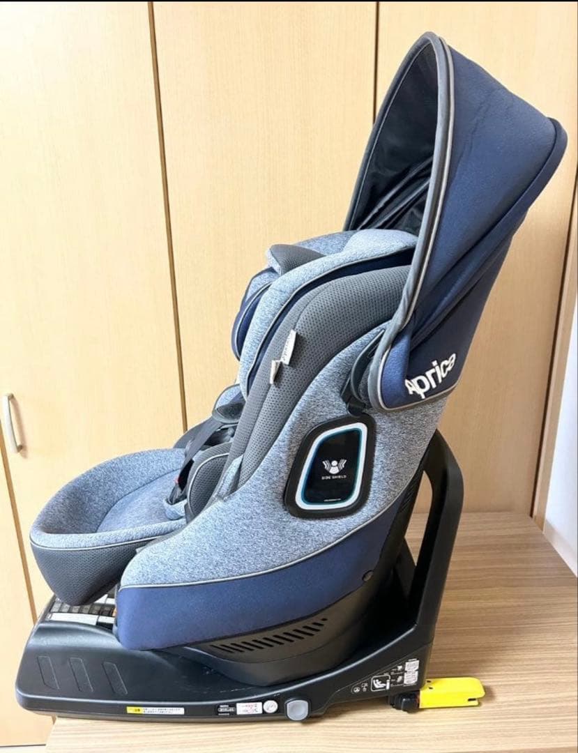 Aprica クルリラプラス３６０°セーフティ ISOFIX 最高クラス