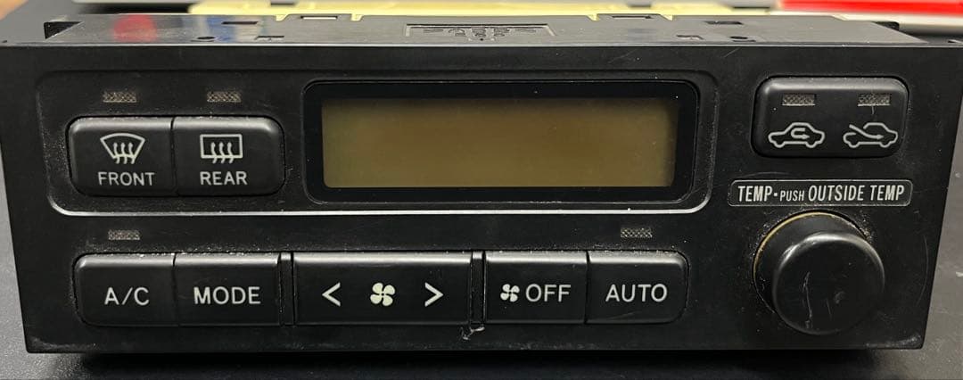 jzx100 マーク2チェイサークレスタオートエアコンパネル　液晶タイプ　中古