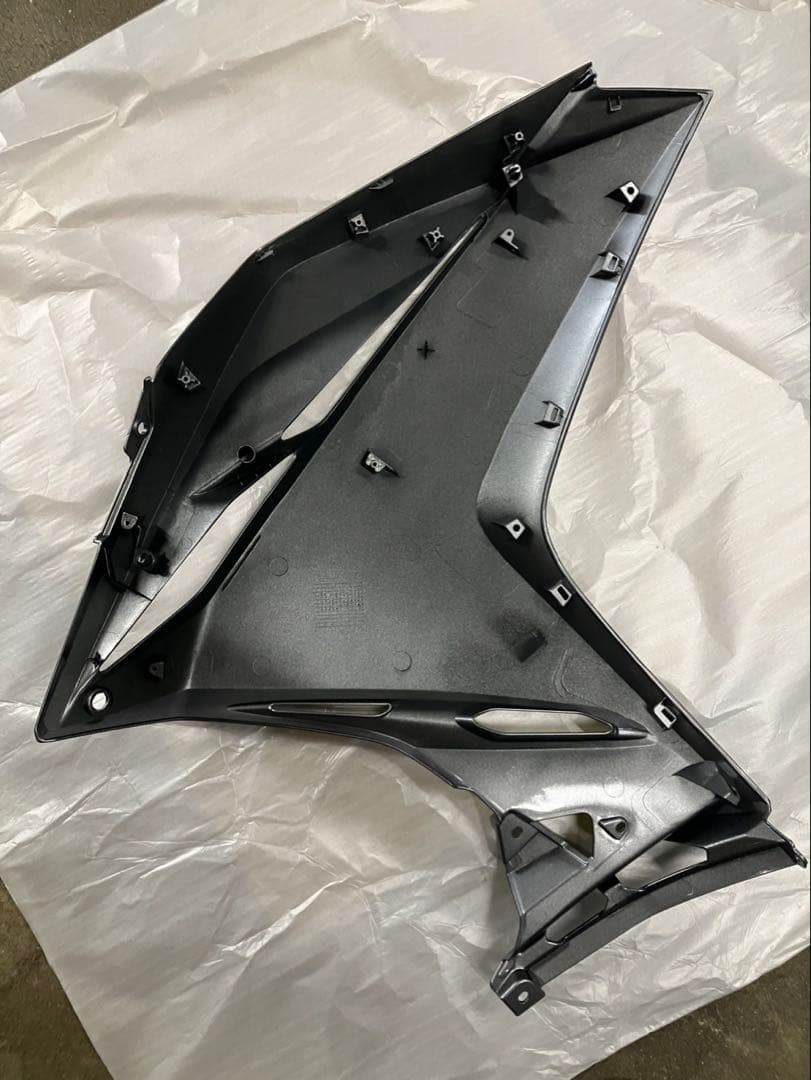 CBR250RR カウルセット　L（左）　ミドル　 シルバー　新品