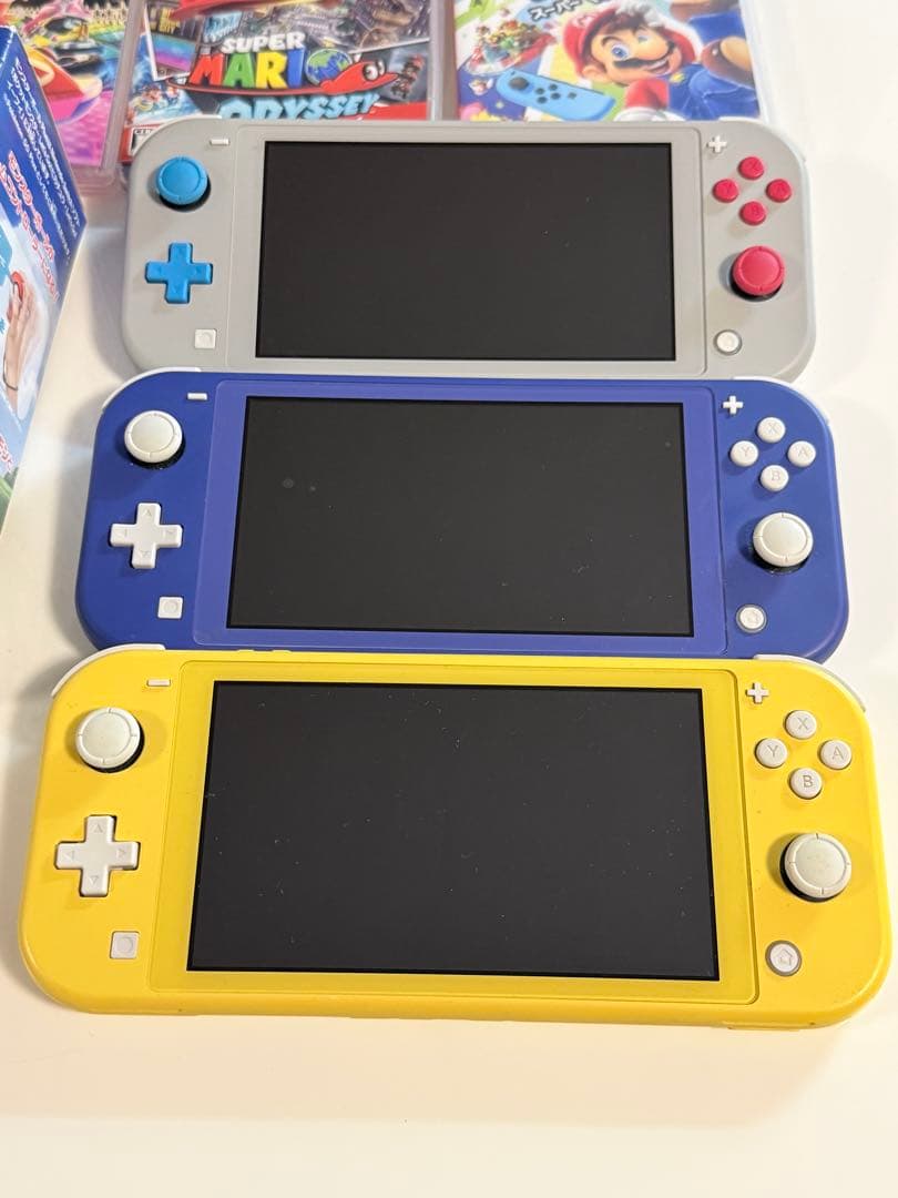 ☆*☆様 Nintendo スイッチライト 本体4台 ソフト7本 まとめ売り 現