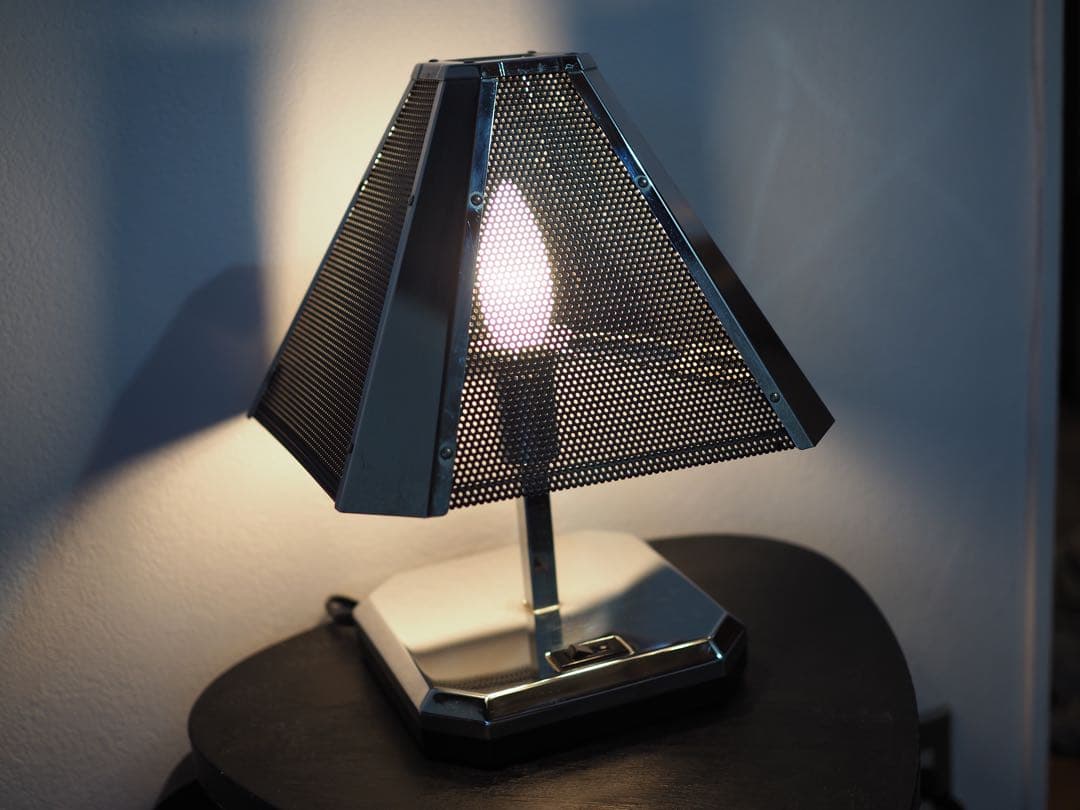 インダストリアル　テーブルランプ