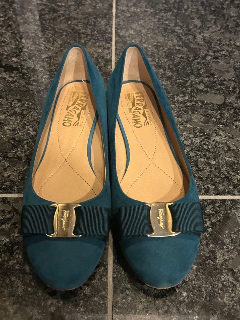 reiko ！Salvatore Ferragamo