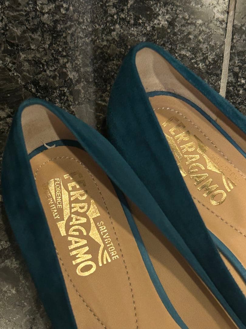 reiko ！Salvatore Ferragamo