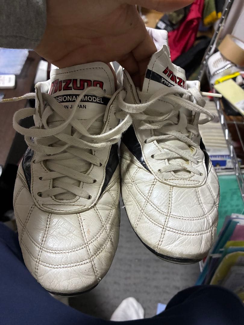 モレリアサッカースパイク　クロスステッチ　26センチ