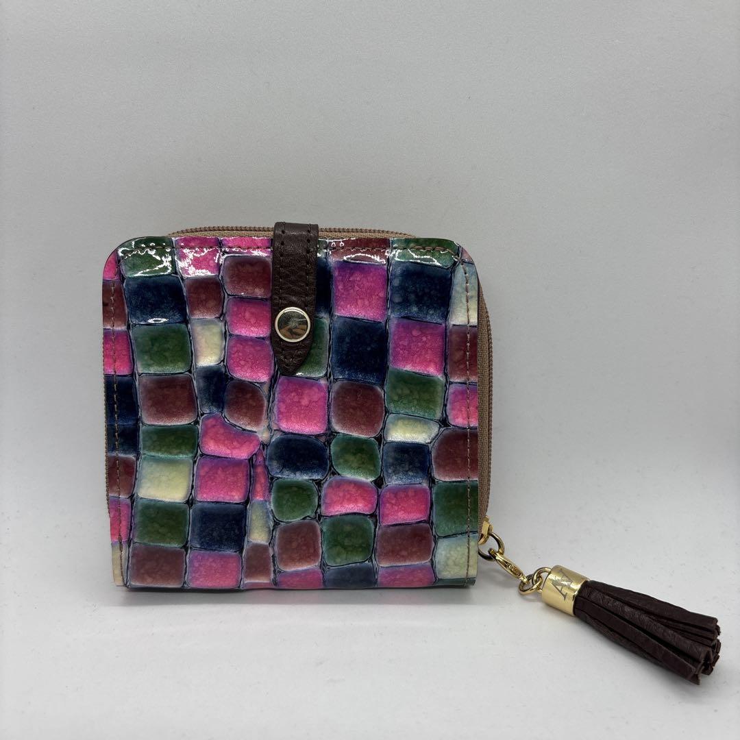 【美品】アタオ　2つ折り財布　メリヴィトロ　シャルトルブルー　ステンドグラス