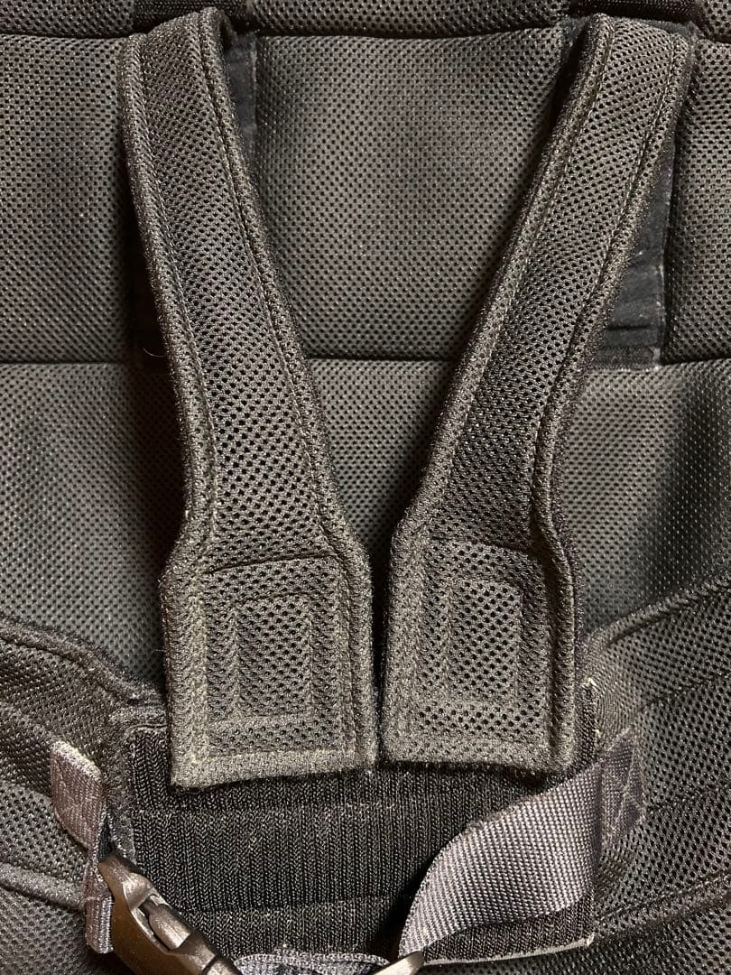 障がい児用カーシート　チャイルドシート　ブラック　Lサイズ