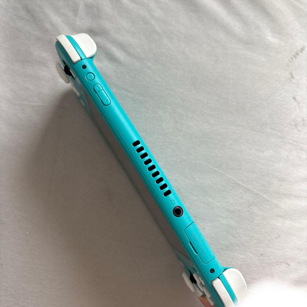 任天堂SwitchLite本体