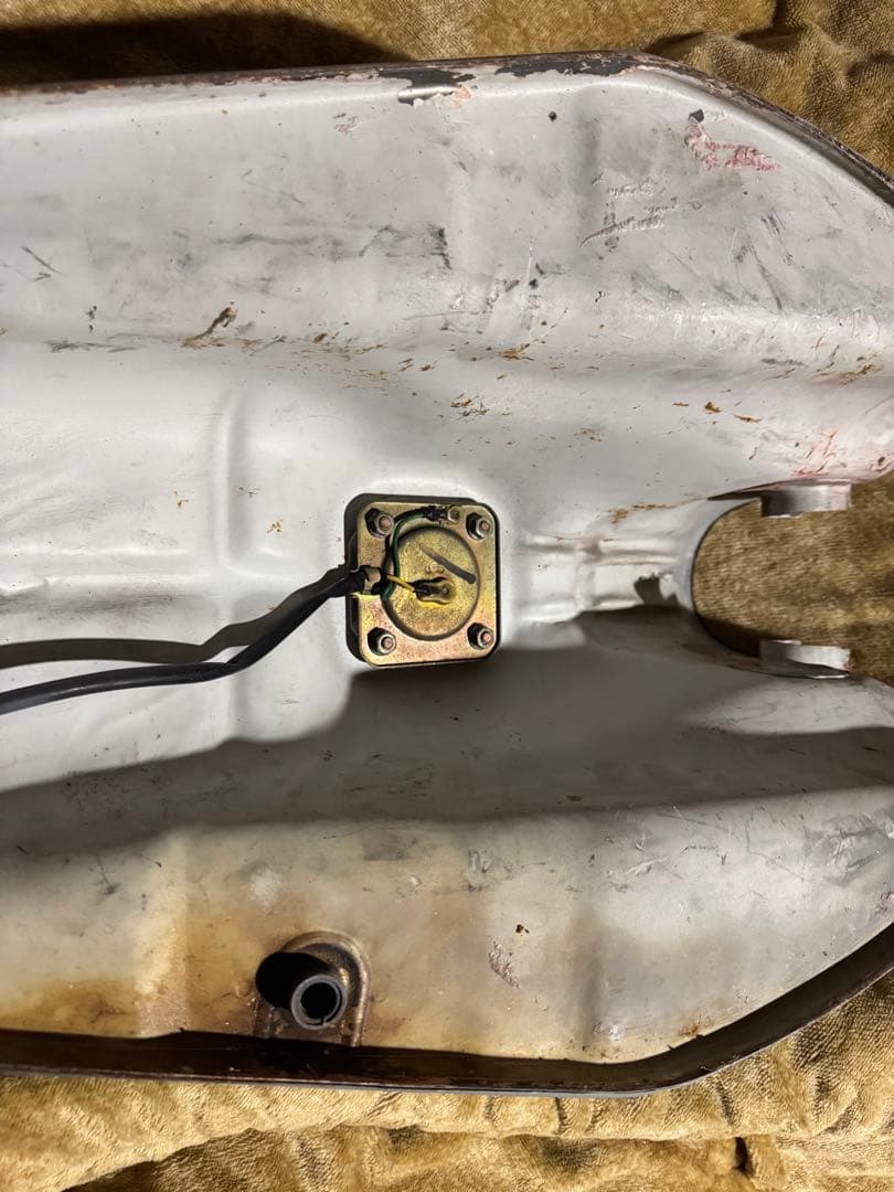 CBX400F 外装セット 塗装ベース BEETフェンダー アウトバーンテール