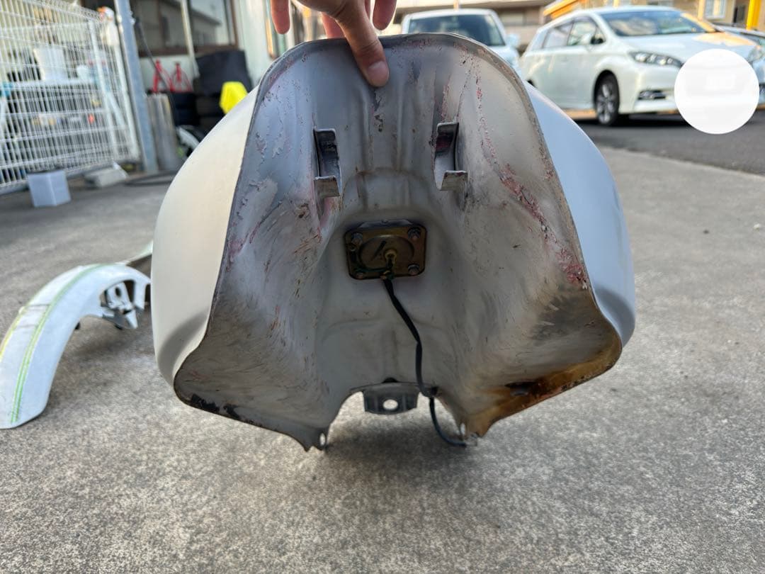 CBX400F 外装セット 塗装ベース BEETフェンダー アウトバーンテール