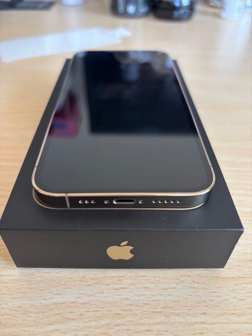 iフォン16pro256GB