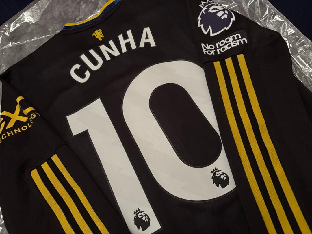 【完売品】マンチェスターU 25-26 3rd 長袖 オーセン クーニャ 試着済