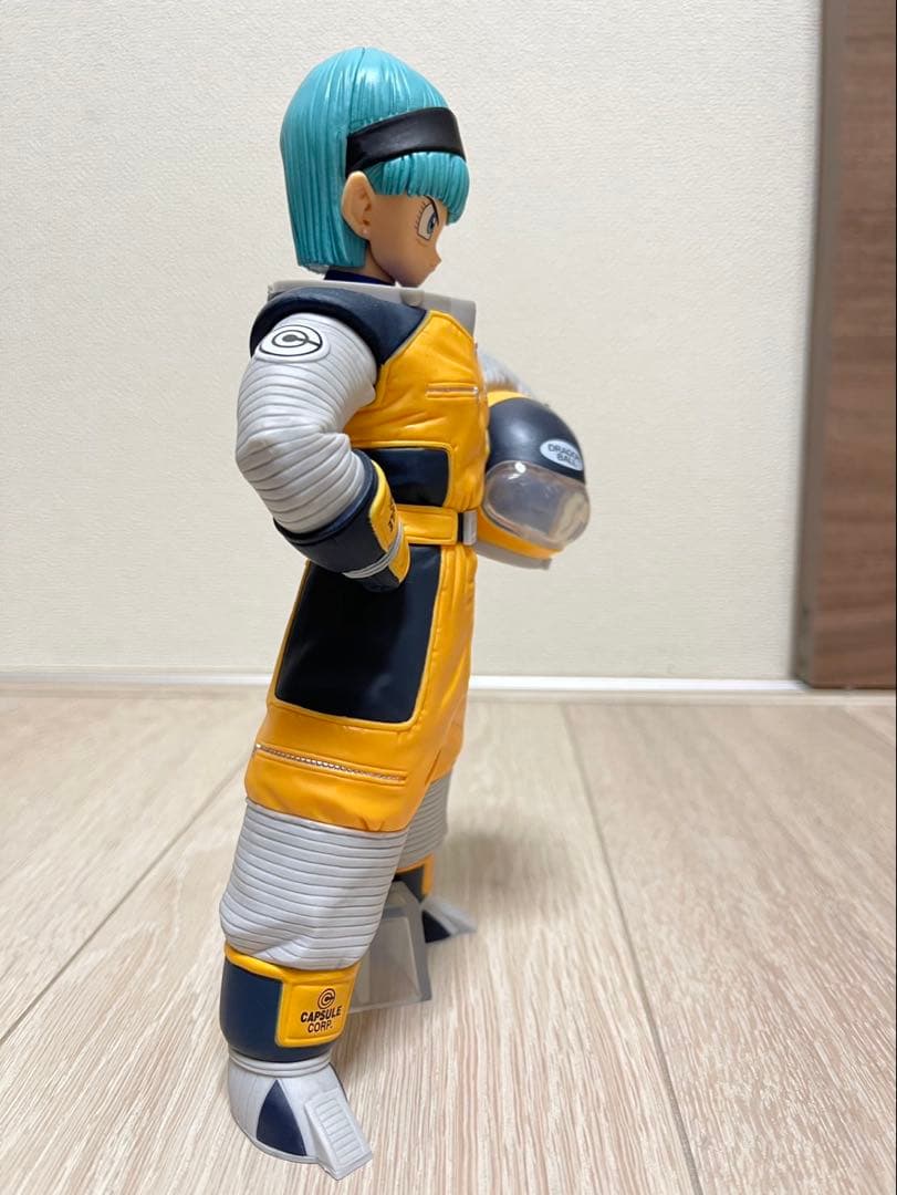 ドラゴンボール 一番くじ ブルマ トランクス 2体セット