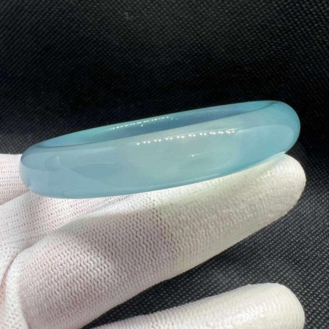 天然ミャンマー産Aランク翡翠スカイブルー模様がきらめくバンクルAB1079