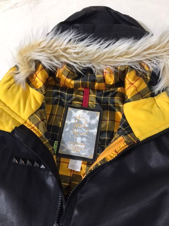 BURTON バートン レディース スノーボードジャケット ファー ブラック